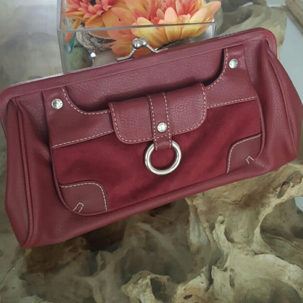 Small clutch or shoulder